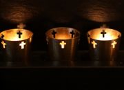 candles-prayer-vigil