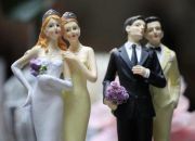 same-sex-wedding-cake