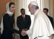 pope-francis-jordans-queen-rania