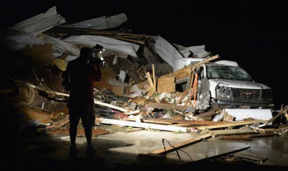 U.S. storm system kills 19, flattens church, as tornado hits Mississippi city - Vimarsana News