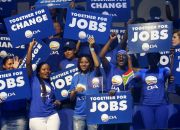 supporters-of-south-africas-opposition-democratic-alliance