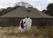 zimbabwe-church-member-prays