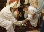coptic-christian-clergyman-at-feet-washing