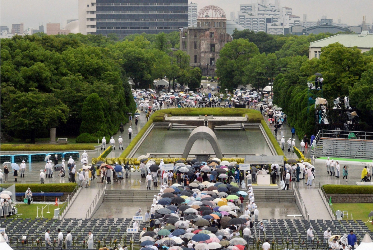 Lanterns for Peace remember victims of atomic bombings on anniversary