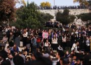 israelis-at-funeral-of-synagogue-victims